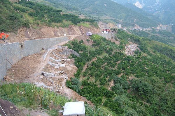 湖北宜昌?興山縣三期地質(zhì)災(zāi)害治理工程柑子溝Ⅰ、Ⅱ滑坡防治工程地質(zhì)勘查
