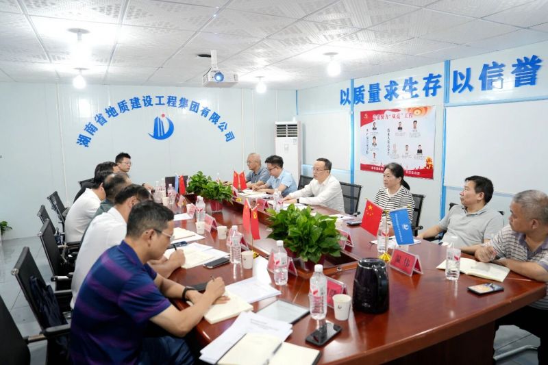 談文勝、張皓開展國慶中秋節(jié)前安全生產(chǎn)工作督導(dǎo)檢查